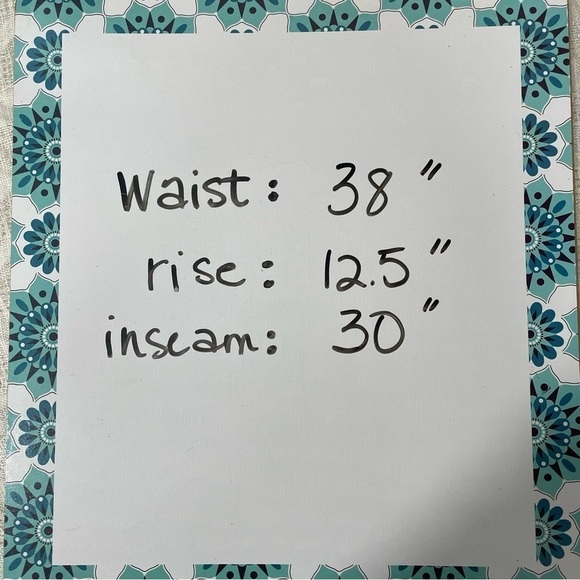 Levi's Men's Vintage 550 Relaxed Fit Medium Wash Jeans 100% Cotton 38X30 - Picture 15 of 15